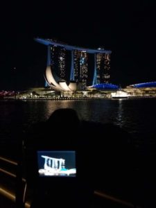 Appostato per fare 2 scatti con fotocamera seria al Marina Bay Sand