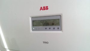 Display dell'iverte di stringa ABB da 26.5Kw. 