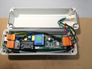 Scheda K-Fluo che alimenta e regola una singola lampada fluorescente
