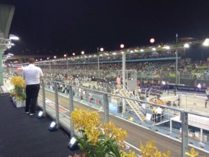 Vista della Pit Lane e del rettilineo di partenza dalla zona Podio il giorno della gara! Tribune piene!!