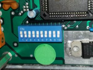 Particolare dip-switch scheda digilux