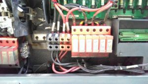 Zona scaricatori Inverter Fotovoltaico bruciato