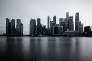 lucapiccinini-SingaporeDarkSkyline-lr